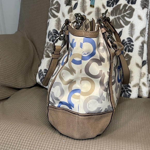 Coach Alexandra Cream and Blue C design Bag Coach Alexandra Cream and Blue C design Bag